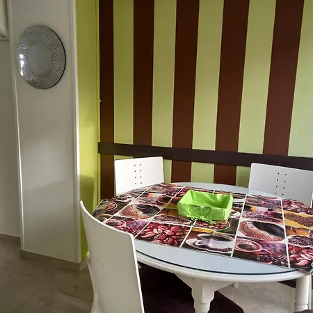Center Very Bright Studio And Lots Of Sun Wifi Appartamento *